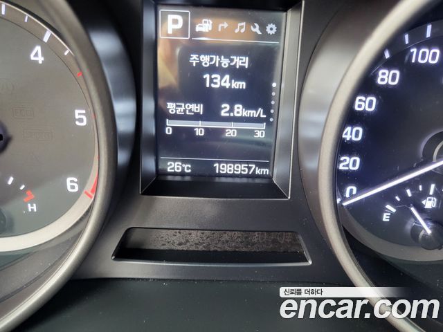 Hyundai Santafe 2016 — photo 6