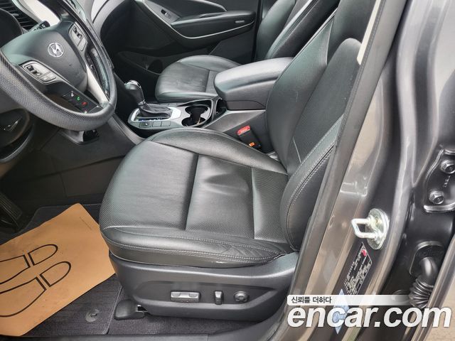 Hyundai Santafe 2016 — photo 8