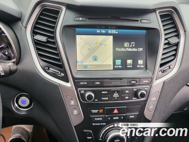 Hyundai Santafe 2016 — photo 9