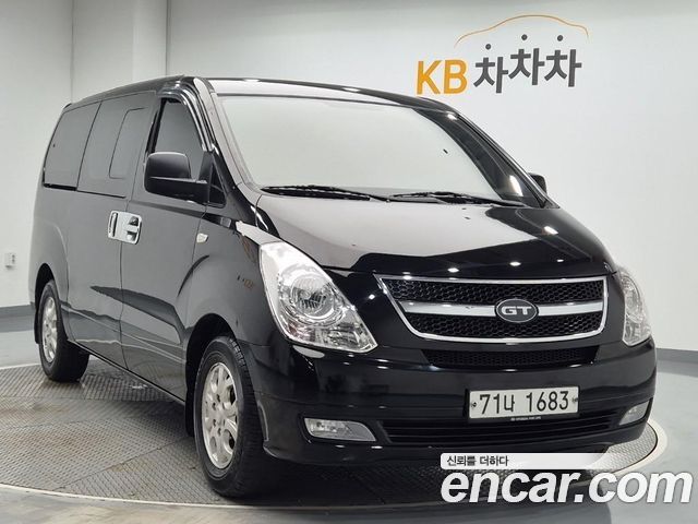 Hyundai Starex 2012 — photo 2