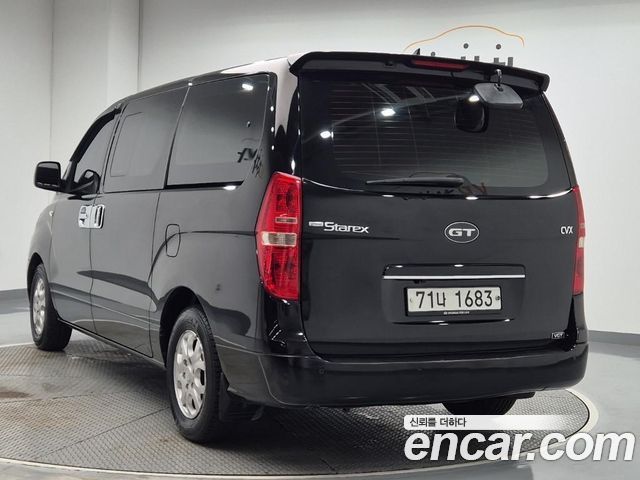 Hyundai Starex 2012 — photo 4