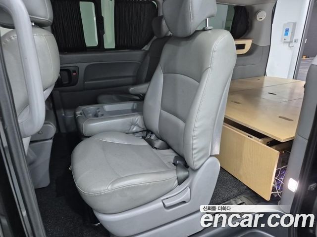 Hyundai Starex 2012 — photo 10