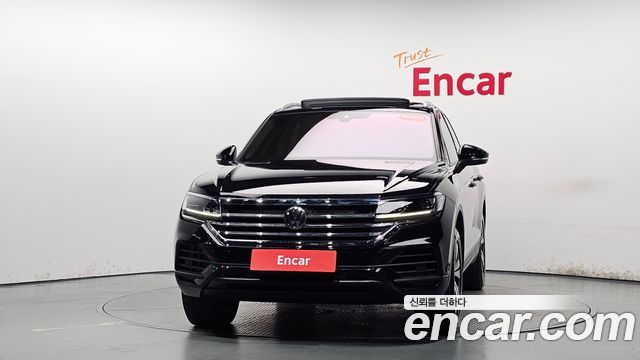 Volkswagen Touareg 2020 — photo 3