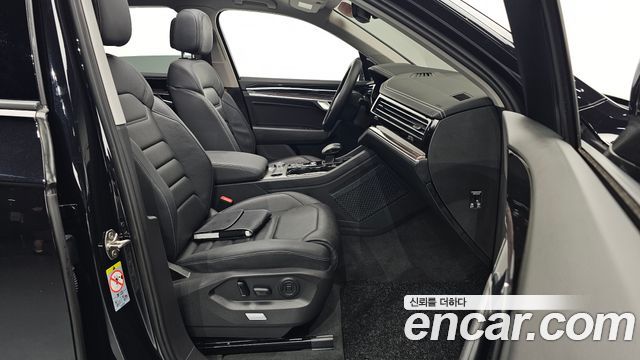 Volkswagen Touareg 2020 — photo 16