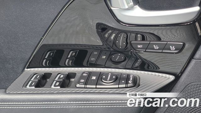 Kia Niro 2018 — photo 17