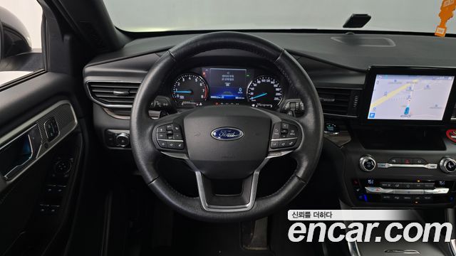Ford Explorer 2020 — photo 19