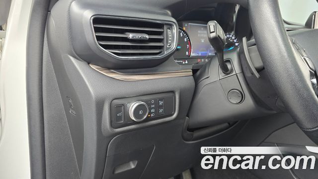 Ford Explorer 2020 — photo 23