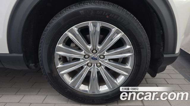 Ford Explorer 2020 — photo 7