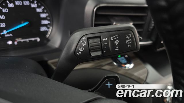 Ford Explorer 2020 — photo 27