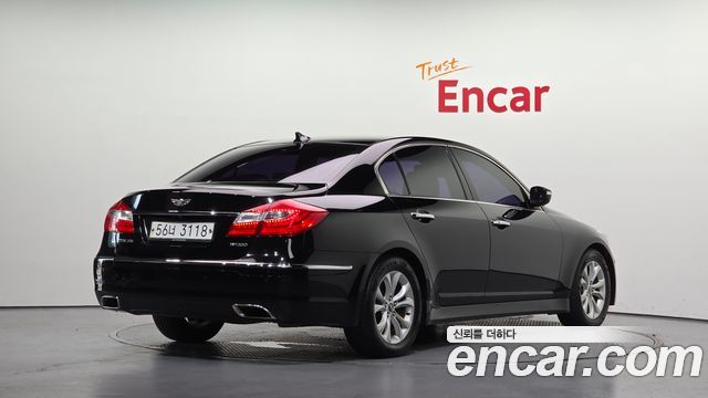 Hyundai Genesis 2013 — photo 2