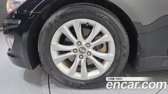 Hyundai Genesis 2013 — photo 5