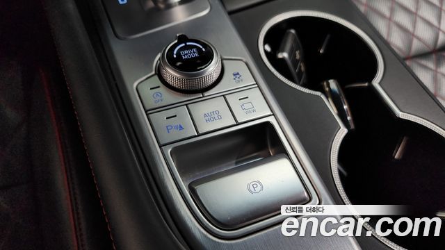 Genesis G70 2019 — photo 12
