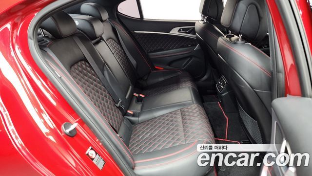 Genesis G70 2019 — photo 17