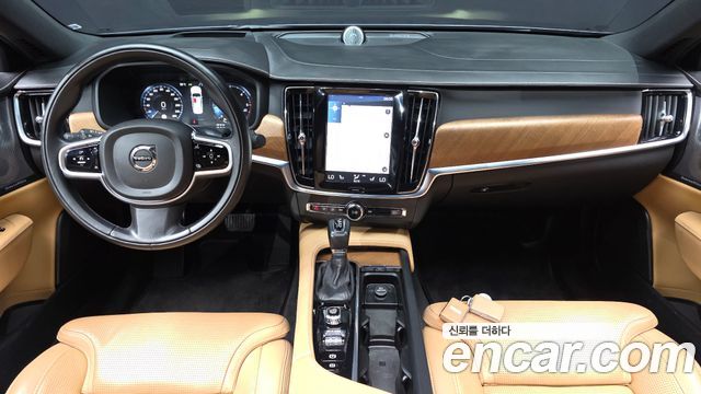 Volvo S90 2019 — photo 10
