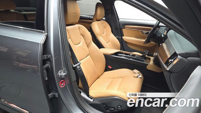 Volvo S90 2019 — photo 17