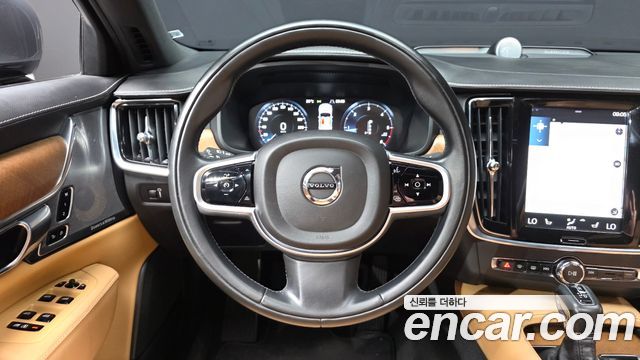 Volvo S90 2019 — photo 19