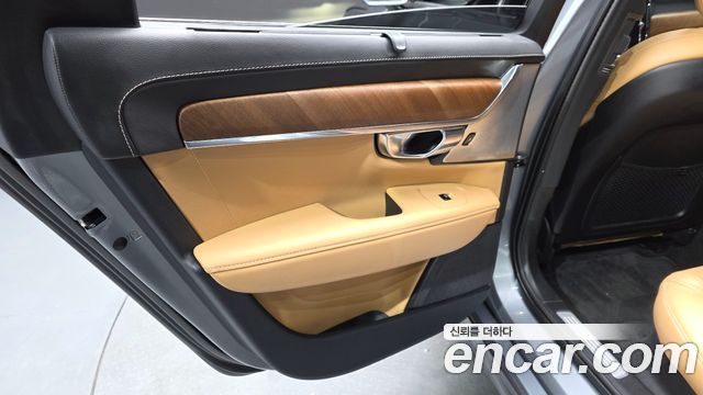 Volvo S90 2019 — photo 15