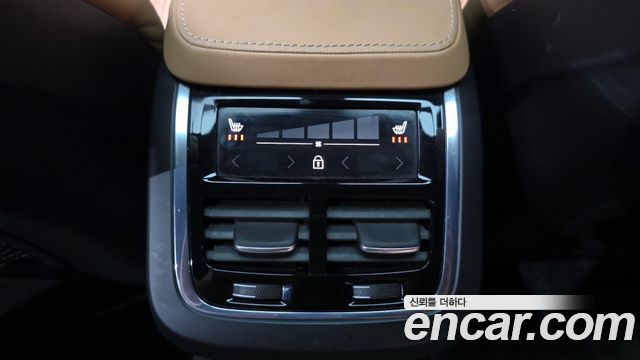 Volvo S90 2019 — photo 28