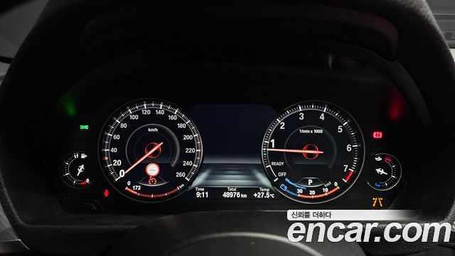 BMW 3-Series 2018 — photo 11