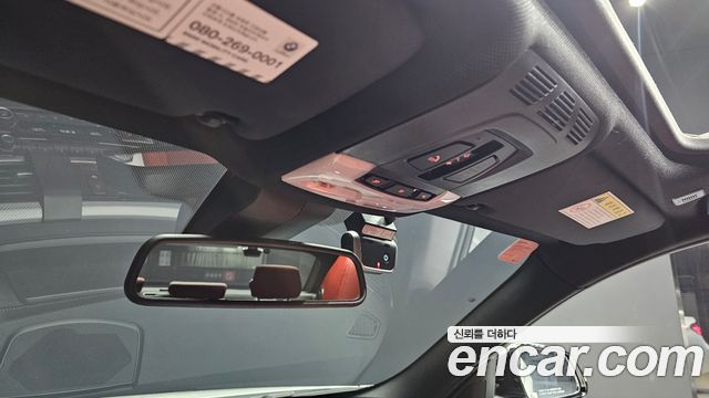 BMW 3-Series 2018 — photo 29