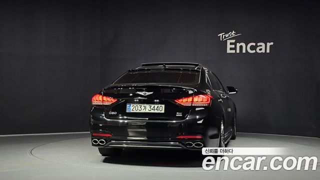 Genesis G80 2017 — photo 4