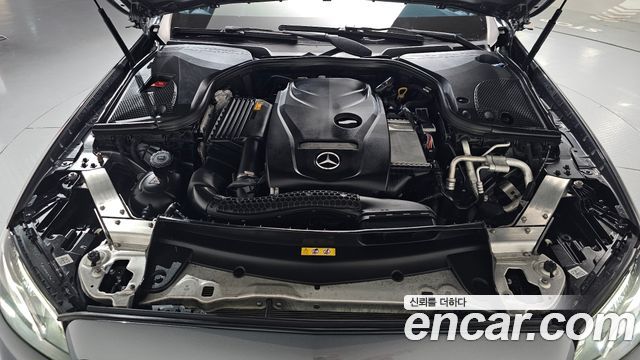 Mercedes-Benz E-Class 2018 — photo 6