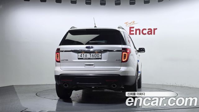 Ford Explorer 2015 — photo 4