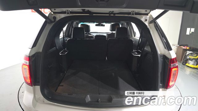 Ford Explorer 2015 — photo 20