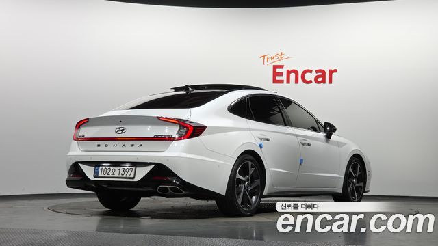 Hyundai Sonata 2022 — photo 2