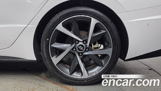 Hyundai Sonata 2022 — photo 7