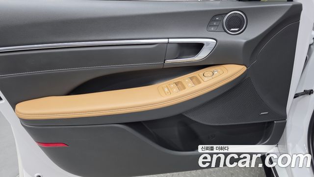 Hyundai Sonata 2022 — photo 14