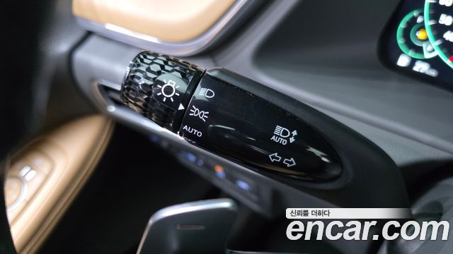 Hyundai Sonata 2022 — photo 32