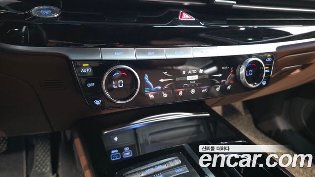 Genesis G80 2021 — photo 17