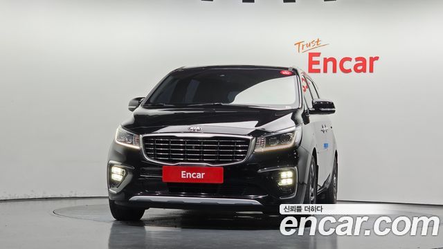 Kia Canival 2020 — photo 3