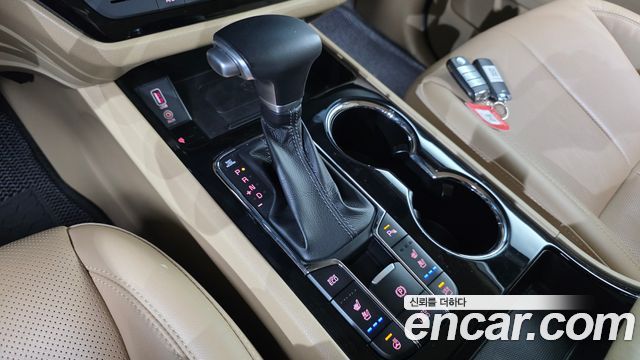 Kia Canival 2020 — photo 9