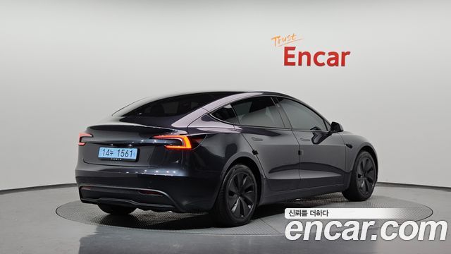 Tesla Model 3 2025 — photo 2