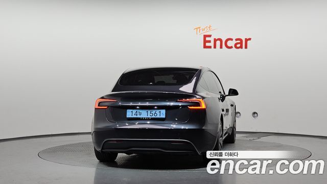 Tesla Model 3 2025 — photo 4