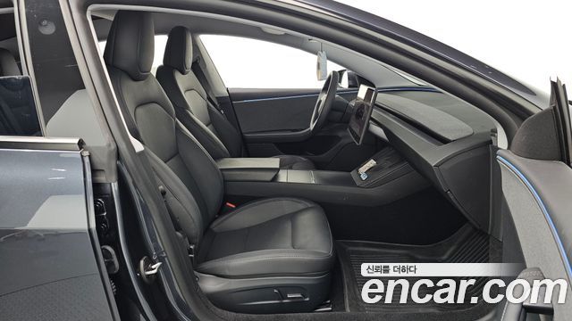 Tesla Model 3 2025 — photo 11