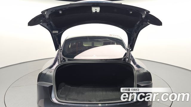 Tesla Model 3 2025 — photo 20