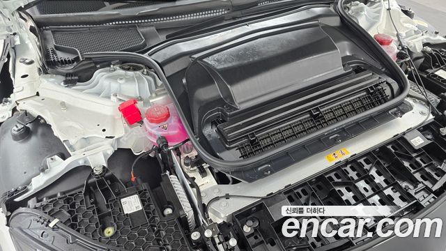 Mercedes-Benz EQE 2024 — photo 6