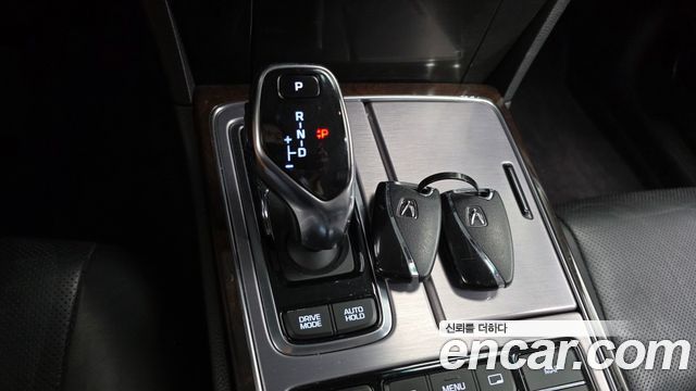 Hyundai Equus 2014 — photo 9