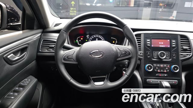 Renault Korea SM6 2021 — photo 19