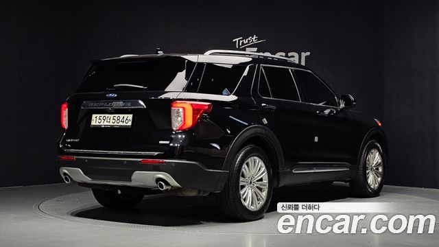 Ford Explorer 2020 — photo 2