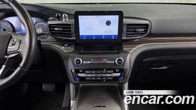 Ford Explorer 2020 — photo 14