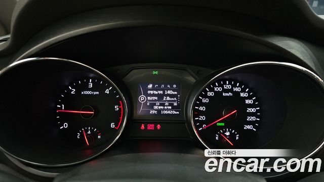 Kia Canival 2016 — photo 11