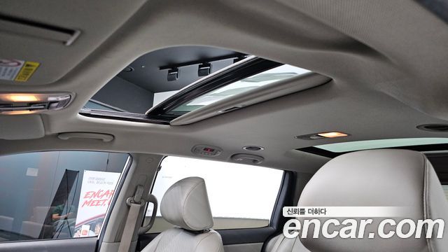 Kia Canival 2016 — photo 26
