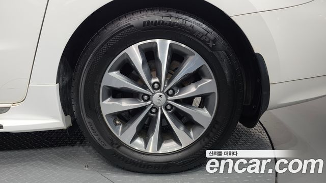 Kia Canival 2016 — photo 7