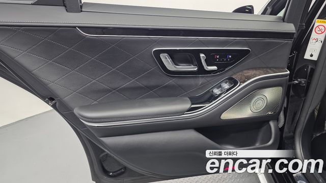 Mercedes-Benz S-Class 2021 — photo 15