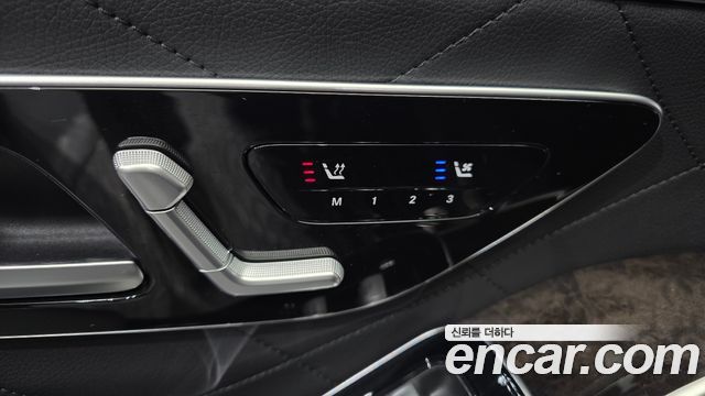 Mercedes-Benz S-Class 2021 — photo 36