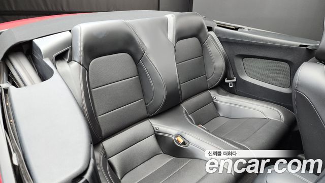 Ford Mustang 2022 — photo 17